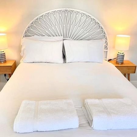 Cleveland House - Perfect For Beaches And Town. 伯恩茅斯 外观 照片
