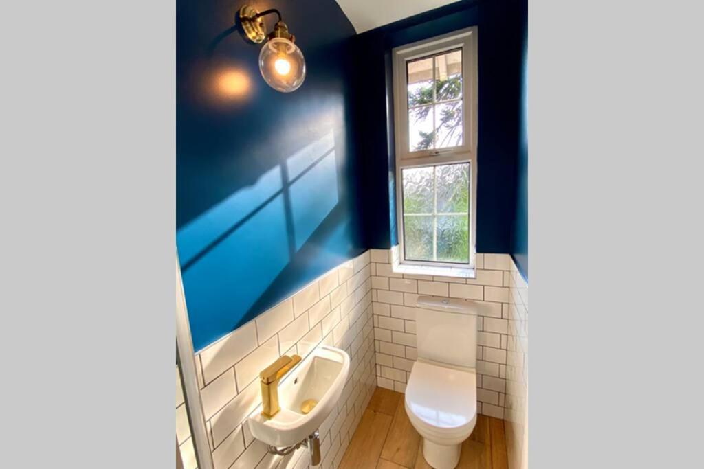 Cleveland House - Perfect For Beaches And Town. 伯恩茅斯 外观 照片